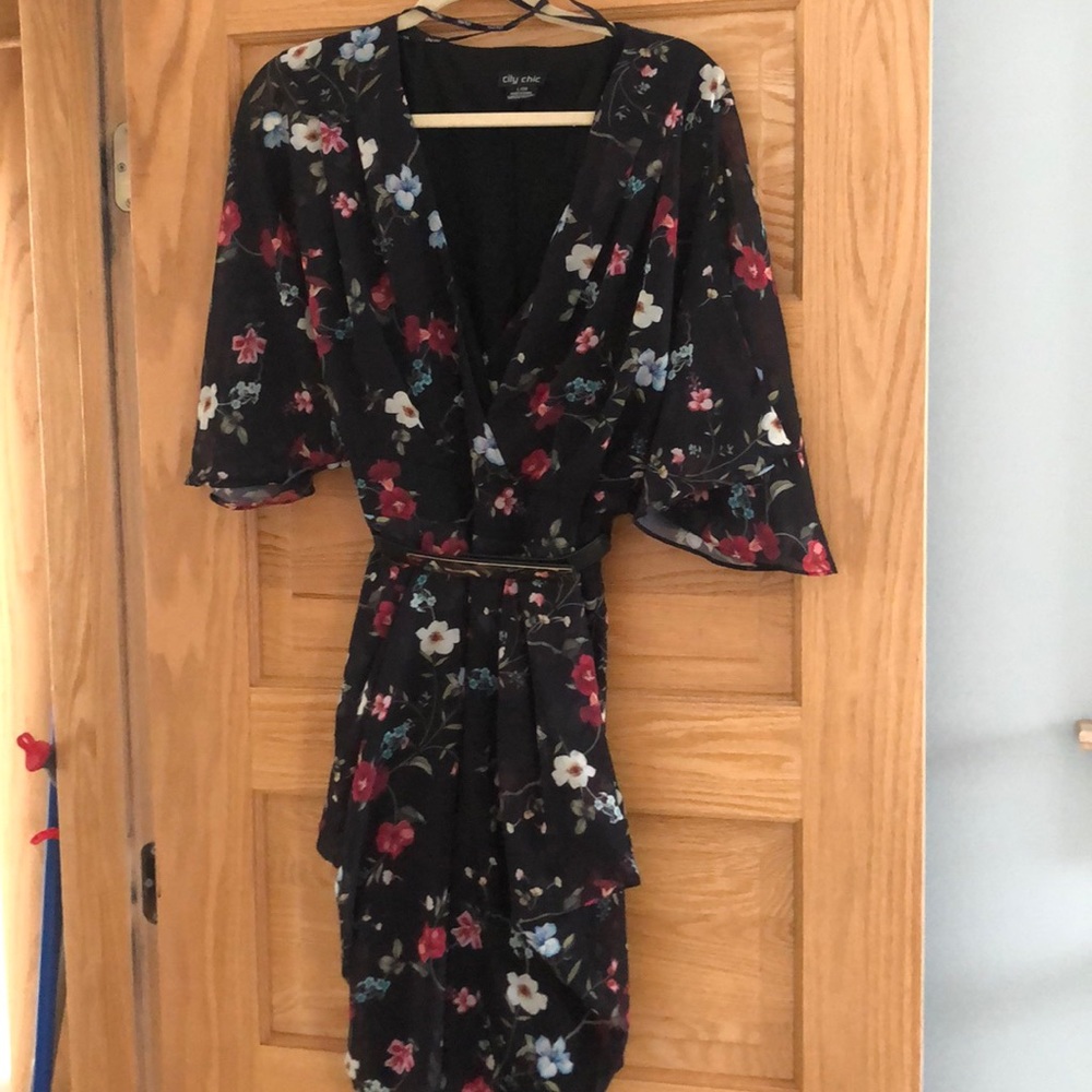 City Chic size 20 large women’s dress